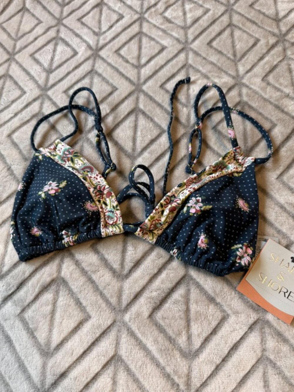 NWT Bikini Top Size Medium